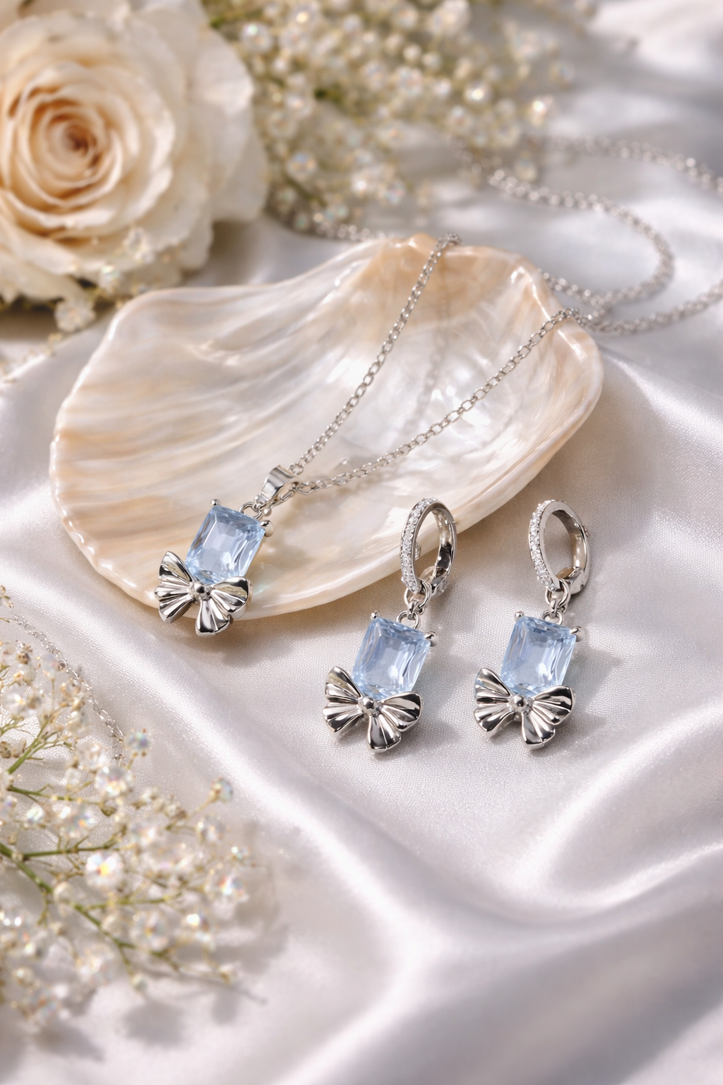 One Carat Zircon Locket Set