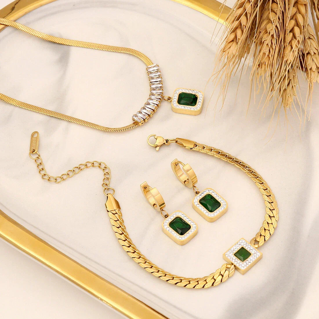 Necklace Set