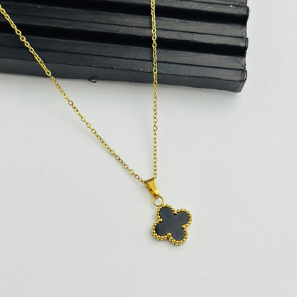 Alhambra-Style Clover Necklace With Ear Rings