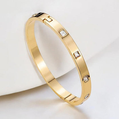 Luxury Style Gold-Plated Screw Head Bangle with Inset Stones