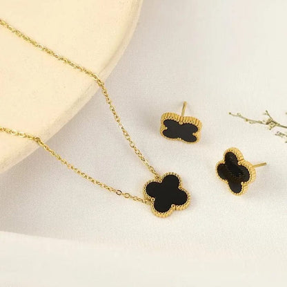 Alhambra-Style Clover Necklace With Ear Rings