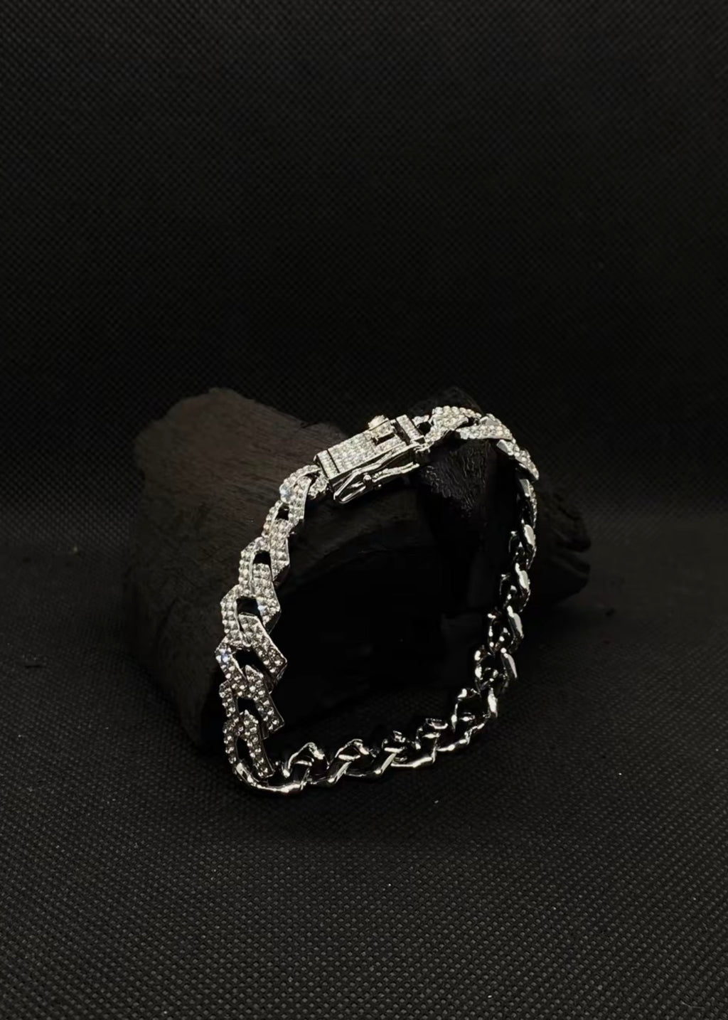 AUJLA BRACELET