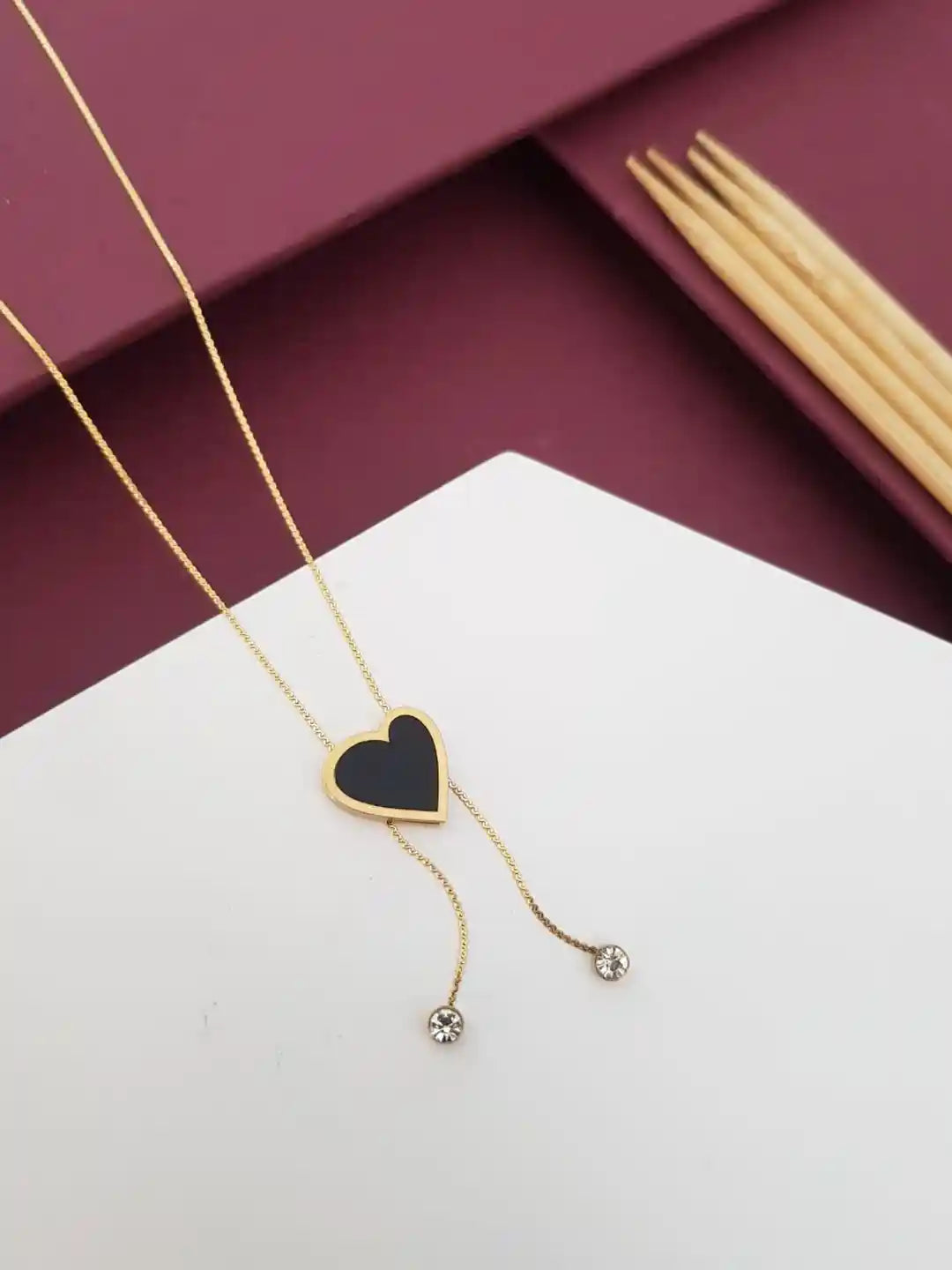 Black Onyx Heart Charms Pendant
