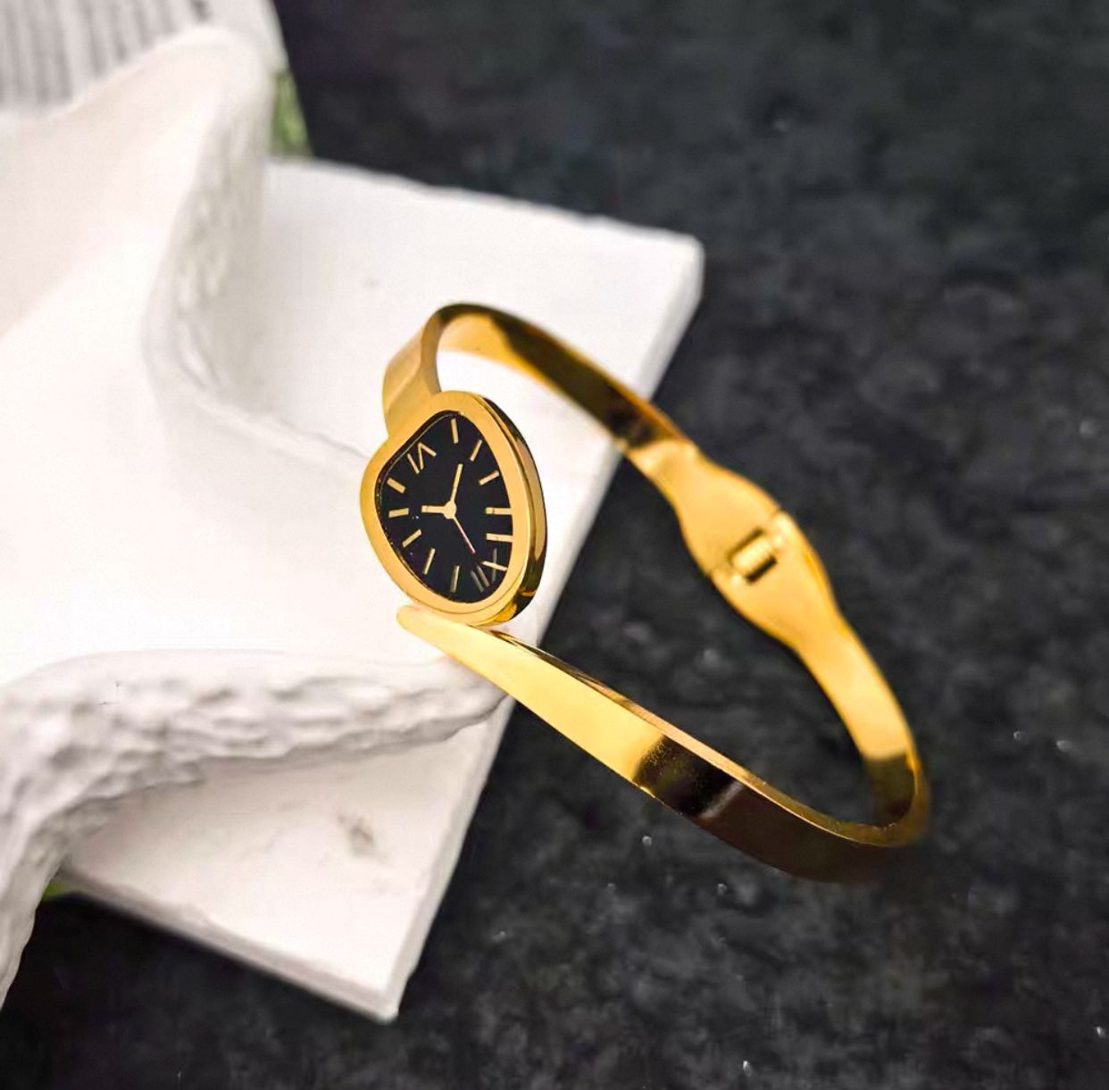 Snake Shape & Noir Watch Dial Handcuff