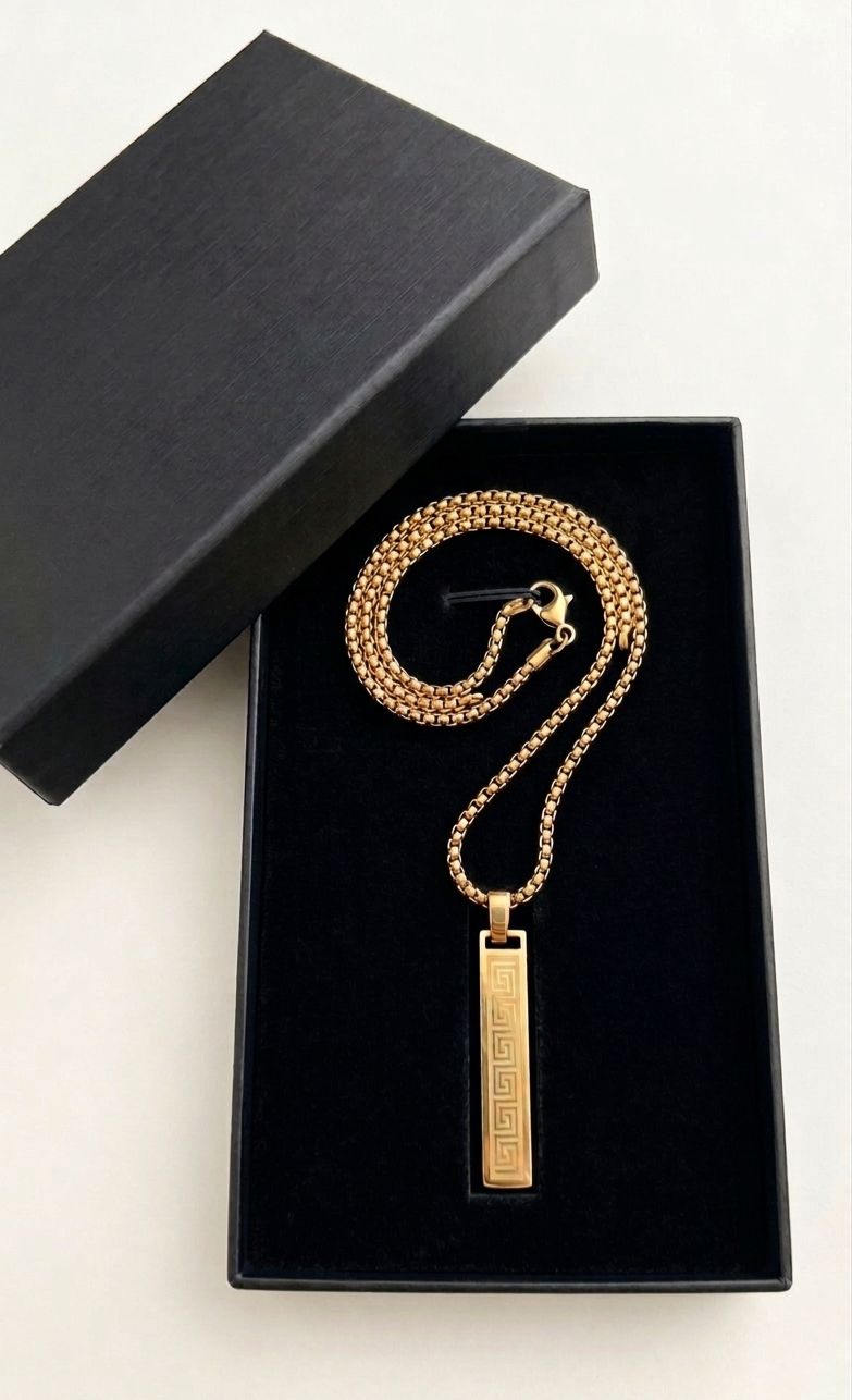 Men's Vertical Meander Pattern Gold Bar Necklace ✨