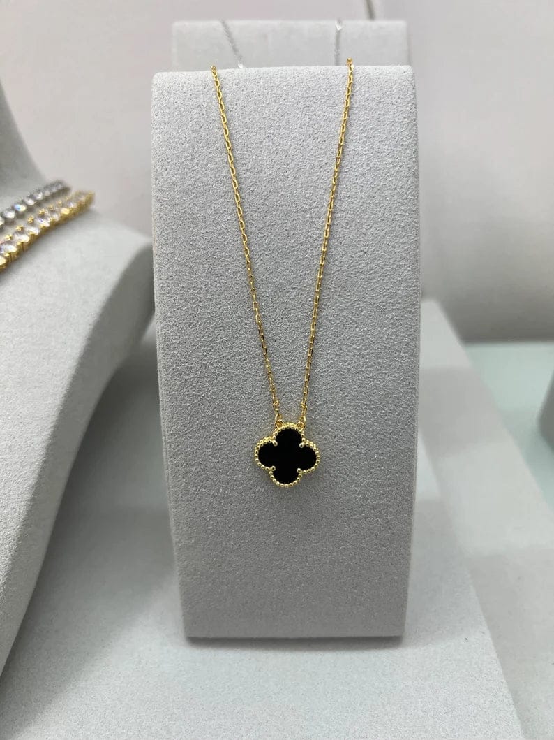 Alhambra-Style Clover Necklace With Ear Rings
