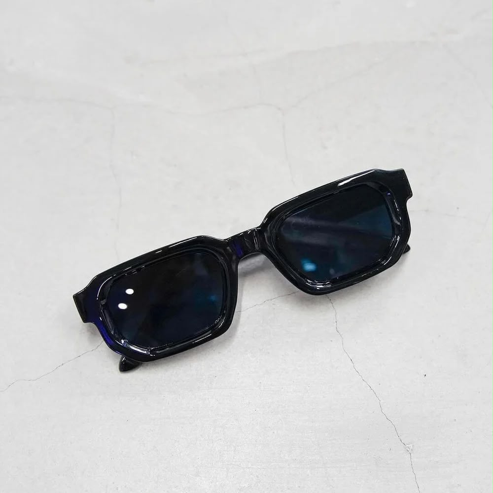 Bold Cut-Out Square Sunglass