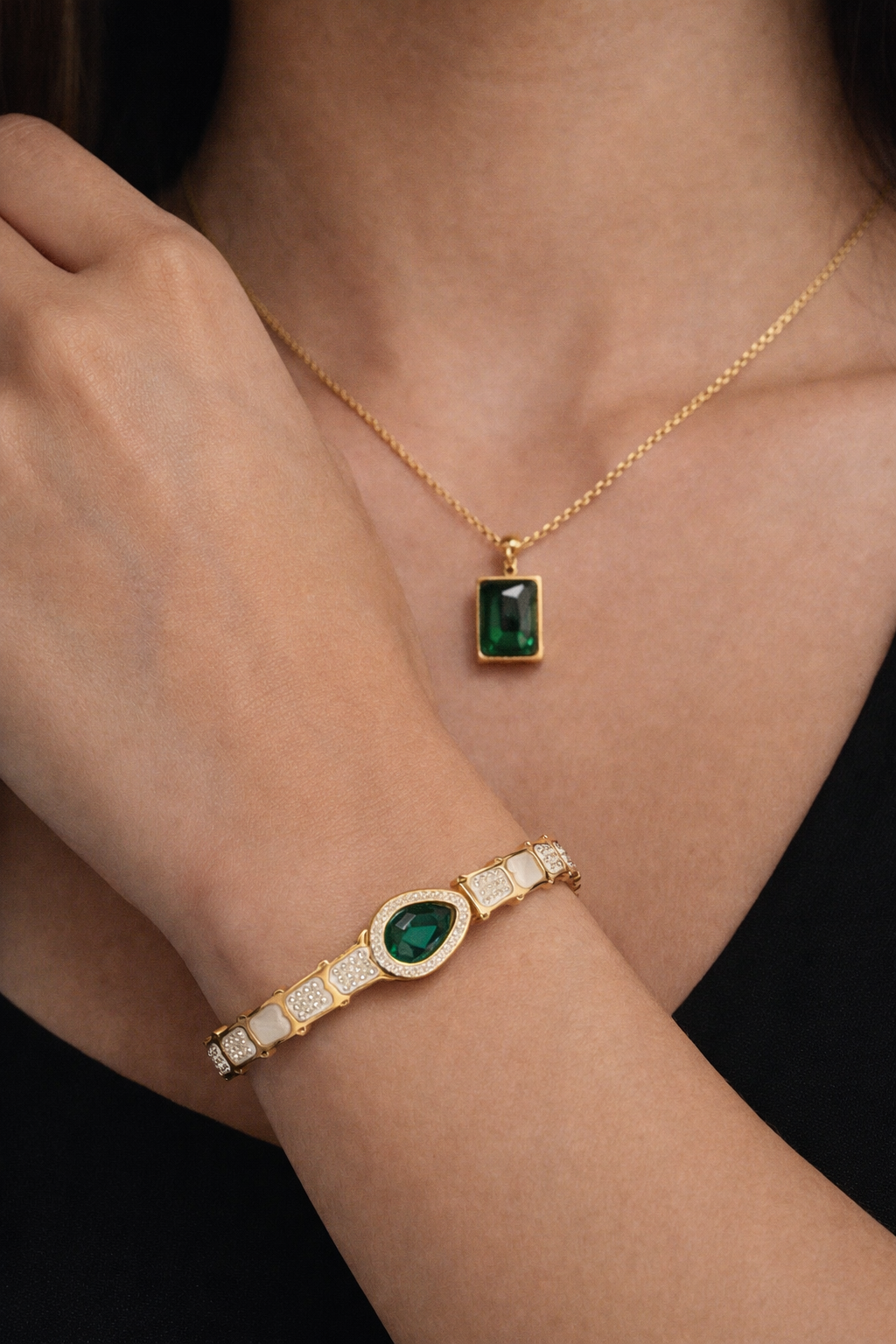 Royal Luxe Signature Bracelet & Pendant Set